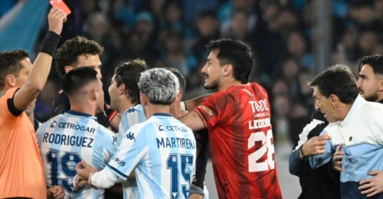 De la euforia al reclamo: el gol anulado a Racing y el penal para ...